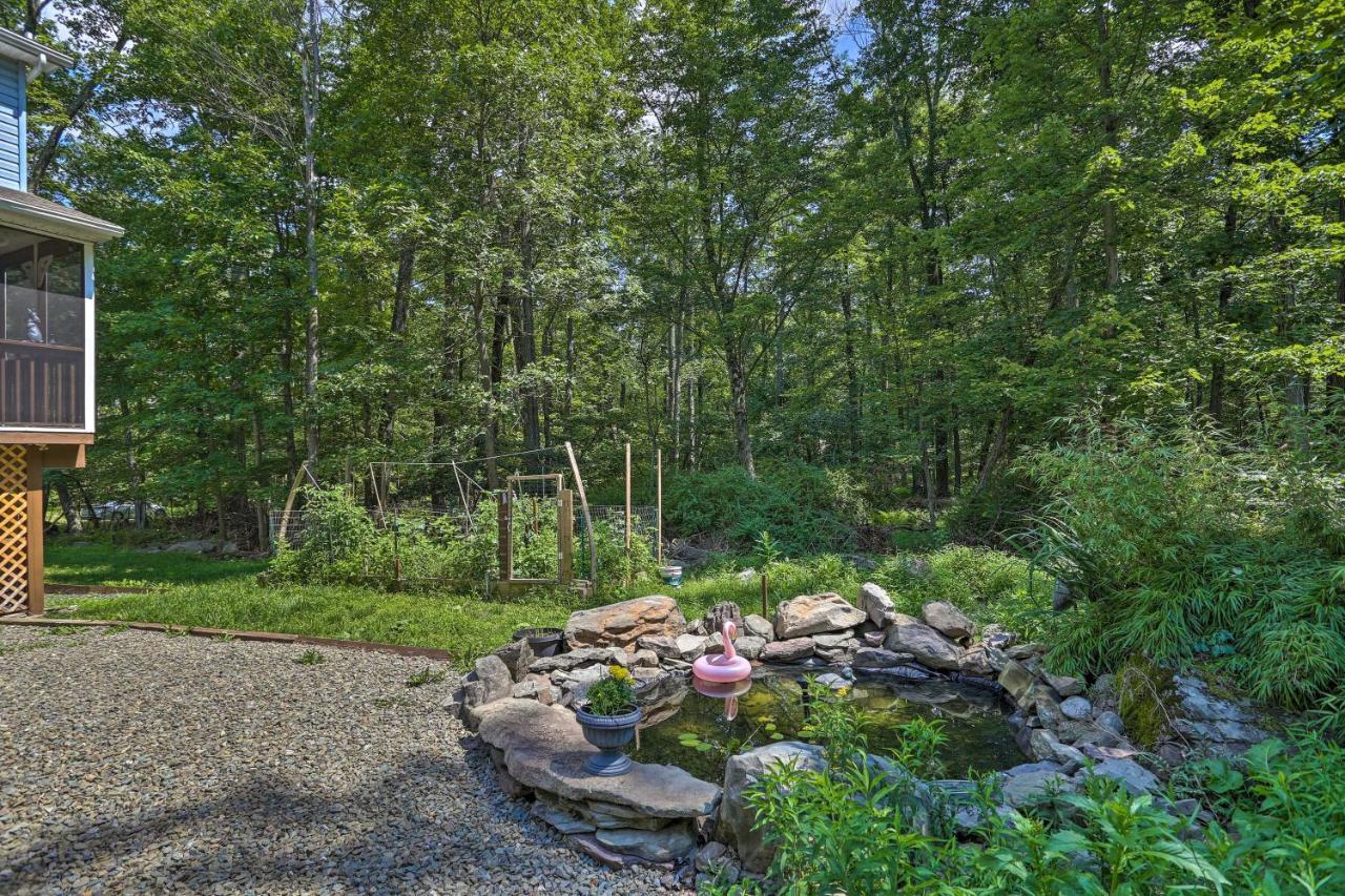 Henryville Home With Hot Tub About 5 Mi To Camelback! Экстерьер фото