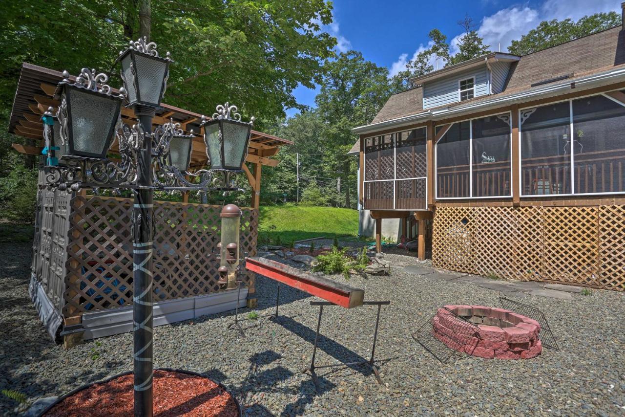 Henryville Home With Hot Tub About 5 Mi To Camelback! Экстерьер фото