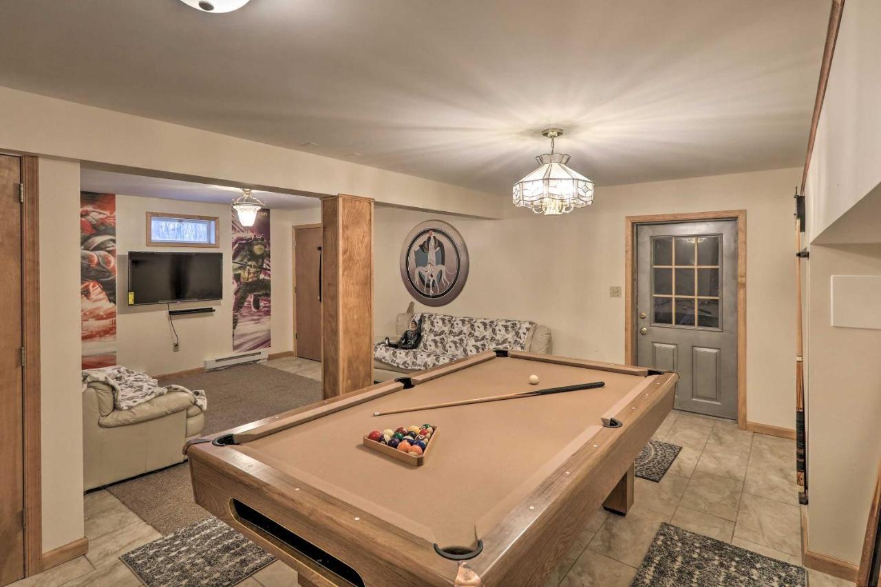 Henryville Home With Hot Tub About 5 Mi To Camelback! Экстерьер фото
